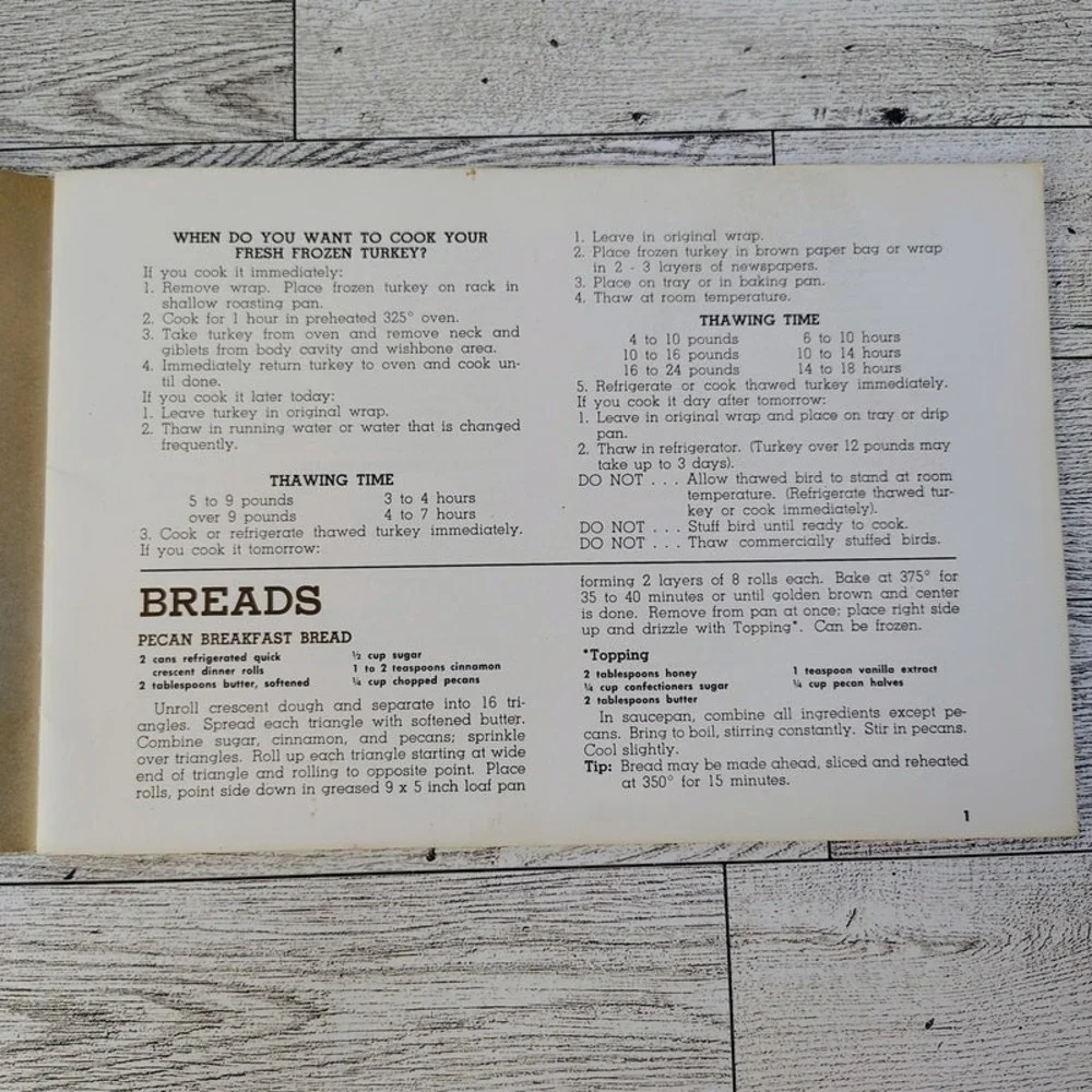 Holiday Delights Cookbook WPS‎ Electric Company Wisconsin Vtg 60s Promo Booklet
